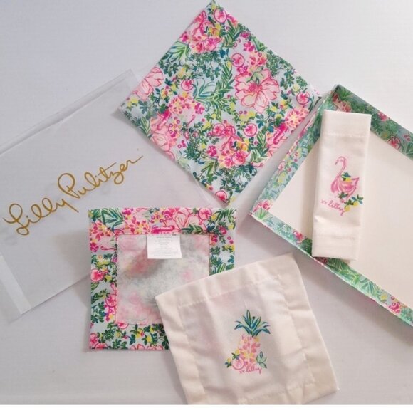 Lilly Pulitzer Cocktail Napkin Set of 4 Fruity Flamingo Floral Design 6"x6" Gift - Picture 2 of 11